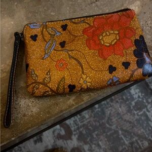 Patricia Nash wristl